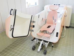 介護用浴槽  