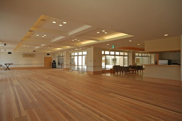 広々とした明るい室内