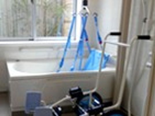 機器が設置された浴室