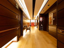 清潔感のあふれる廊下