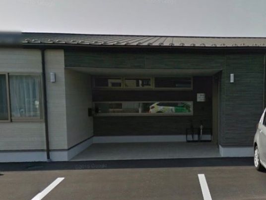 清潔感あるエントランス