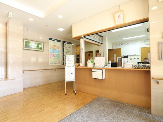 清潔なフロント受付