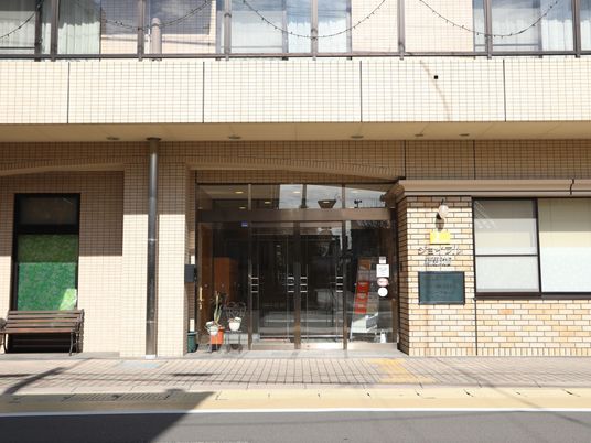 入りやすい施設のエントランス