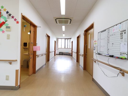 清潔感のある廊下の様子