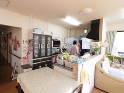 共用キッチンの日常風景