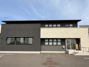 モダンな建物外観  