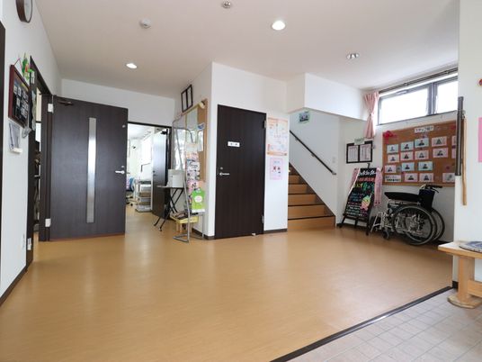広々とした廊下の一角