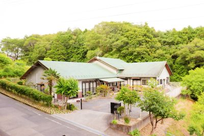 緑豊かな外観