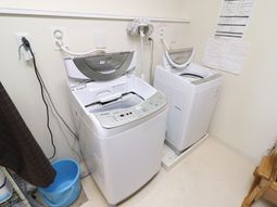 コインランドリー風景