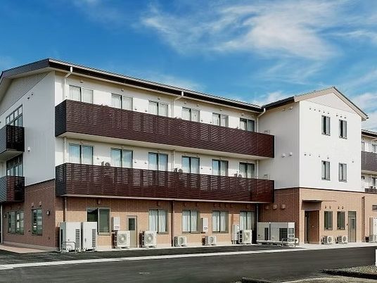 外観の建物前  