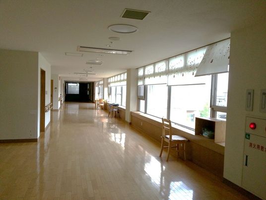 明るい廊下