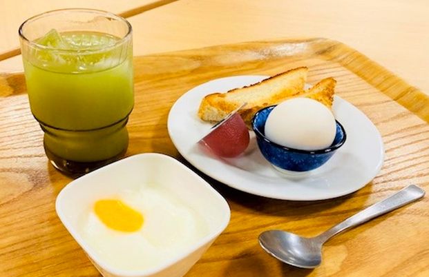 朝食セットの一例