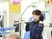 機能訓練室で準備する職員  