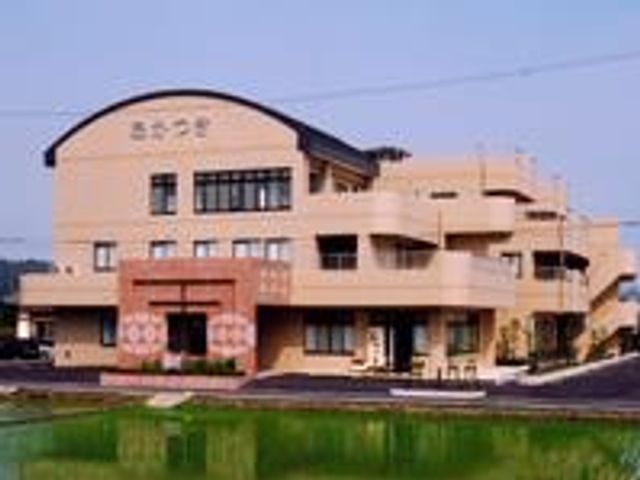 落ち着いた外観 外観 自然に囲まれた落ち着いた環境です。安心して過ごせる場所になっています。