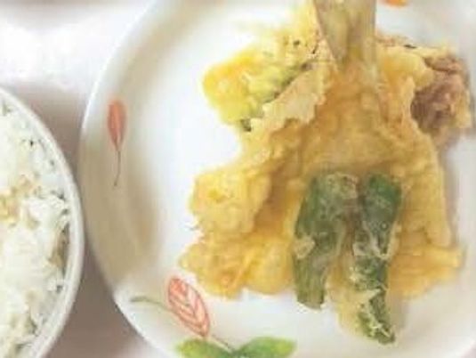 天ぷらとご飯の料理