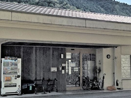 建物の出入口  