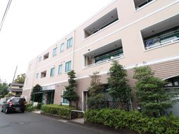 清潔感のある建物の外観