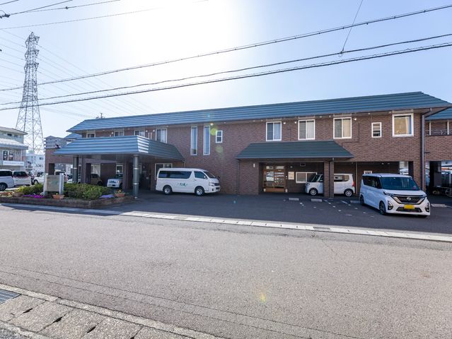 清潔感ある施設外観