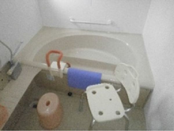 バリアフリーな浴室