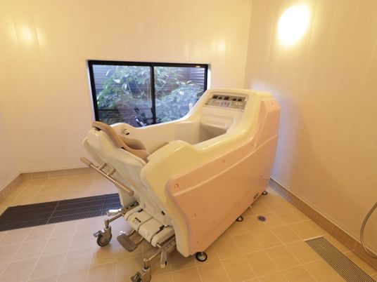 バリアフリー対応の浴室