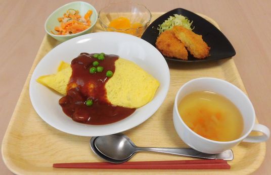 食事トレー