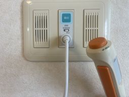 緊急用呼び出し装置