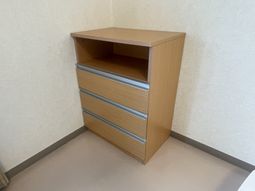 コンパクトな収納家具