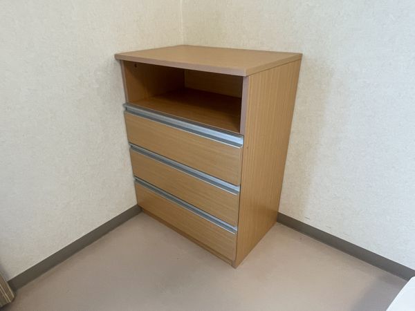 コンパクトな収納家具