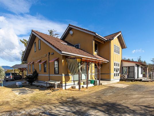 外観の一戸建て施設  