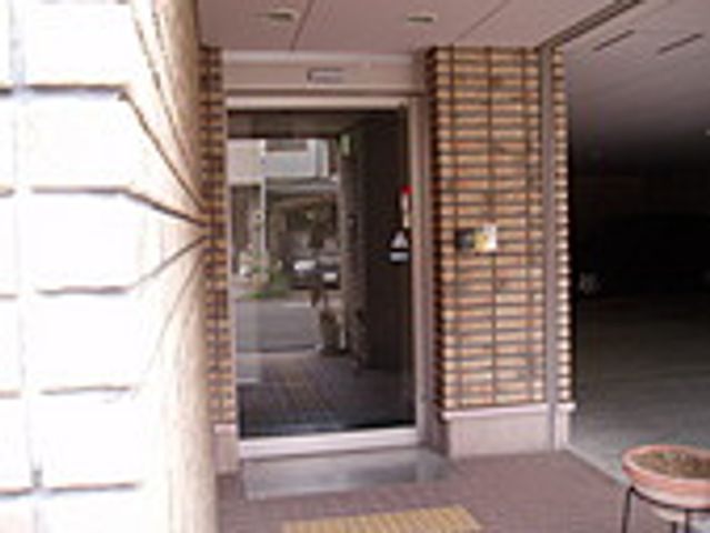広いエントランス