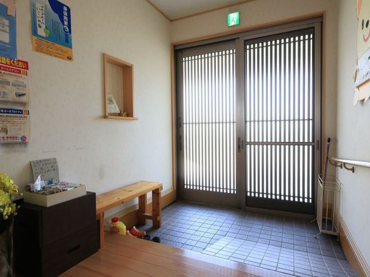 明るく広いエントランス