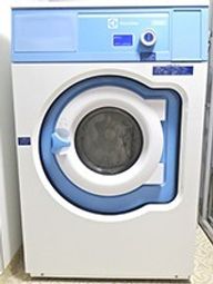 青い洗濯機の正面