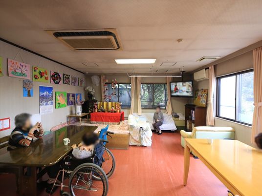  活動風景のリビング  