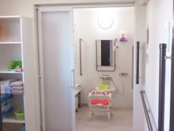 清潔なトイレ設備