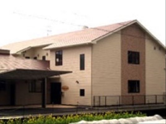 きれいな外観の建物