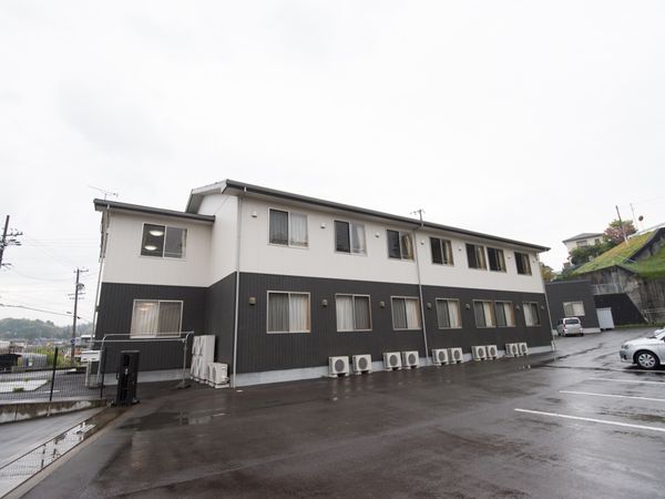モダンな建物外観