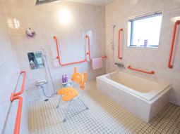 バリアフリー浴室の設備