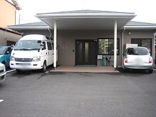 車両出入口