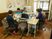 スタッフが集う事務室  