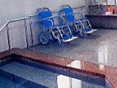 車椅子用設備の浴室