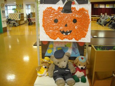 ぬいぐるみが並ぶ展示