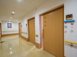 清潔感ある廊下の様子