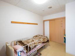 清潔な個室の居室