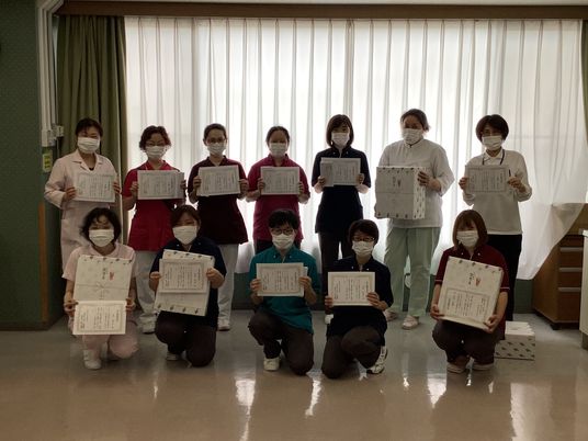 表彰された職員の集合  