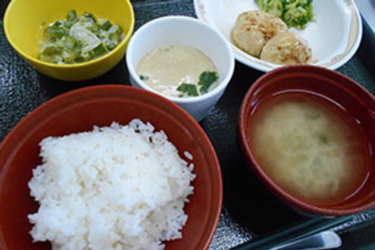 おいしい食事　料理