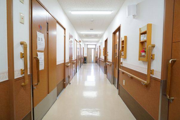 廊下の落ち着いた雰囲気