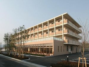 モダンな外観の建物