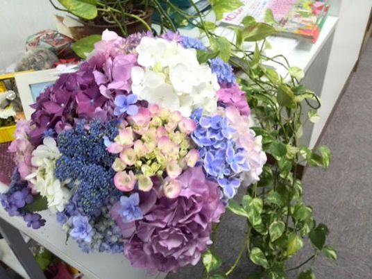 花の飾り棚