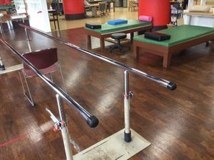 機能訓練室の手すり  