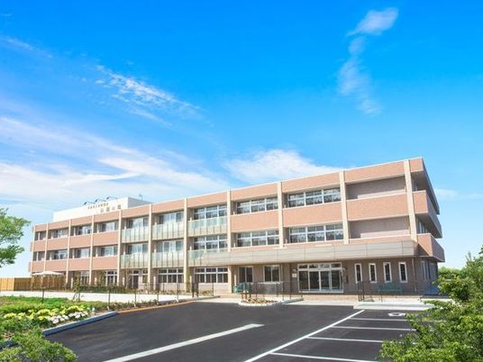 施設外観の建物  